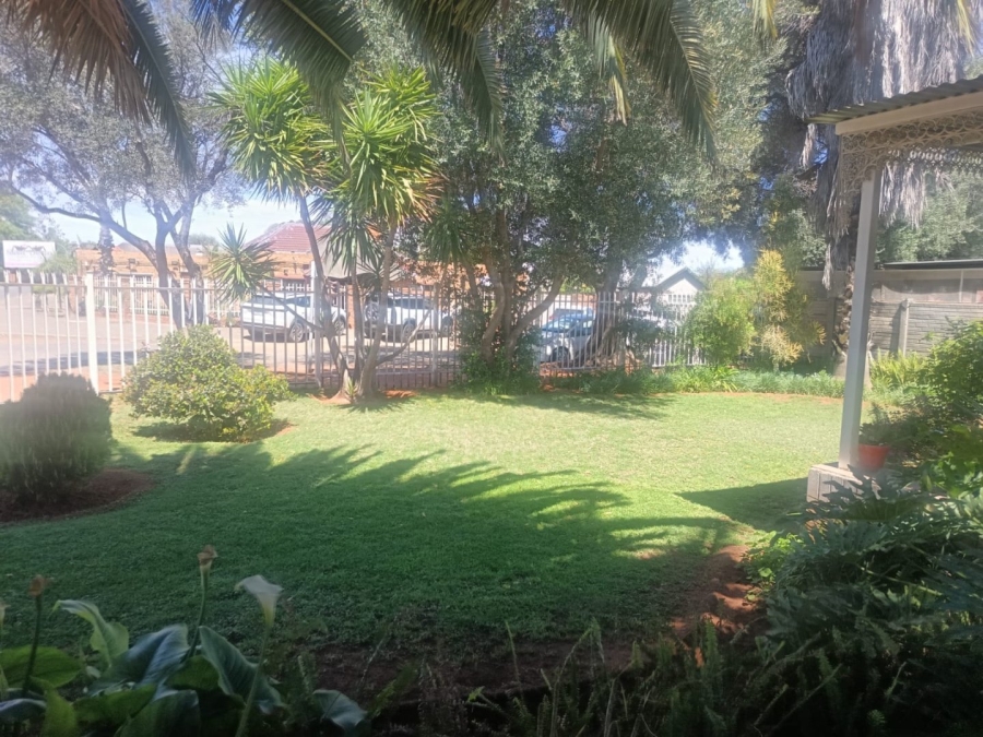 3 Bedroom Property for Sale in Verwoerdpark Northern Cape